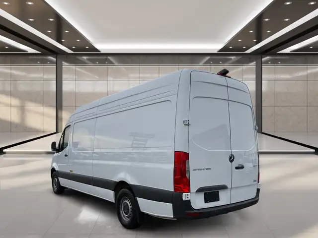 2025 Mercedes-Benz Sprinter 2500 High Roof I4 Diesel 170' - Photo 4