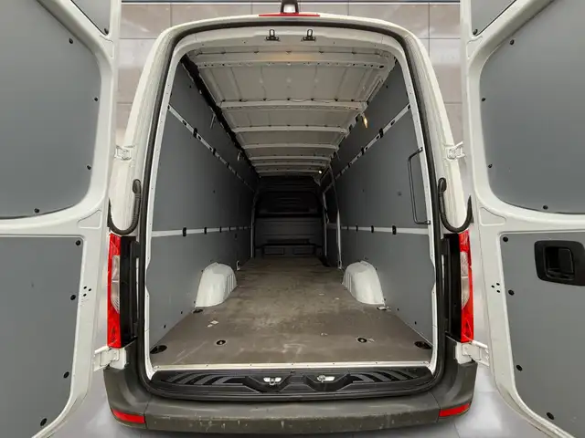 2025 Mercedes-Benz Sprinter 2500 High Roof I4 Diesel 170' - Photo 7