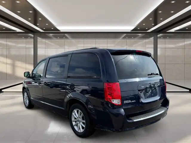 2013 Dodge Grand Caravan SXT - Photo 2