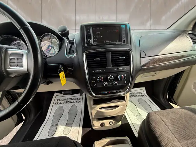 2013 Dodge Grand Caravan SXT - Photo 5