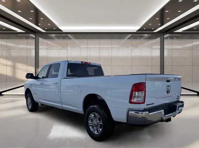2022 Ram 3500 Big Horn 4x4 Crew Cab 8' Box - Photo 4