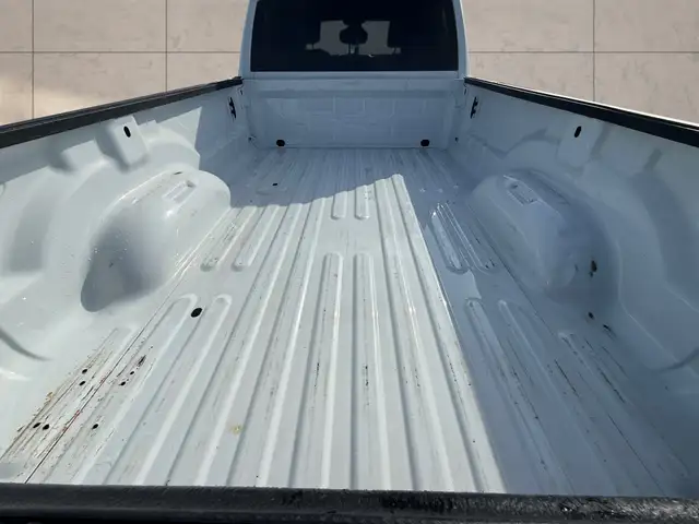 2022 Ram 3500 Big Horn 4x4 Crew Cab 8' Box - Photo 6