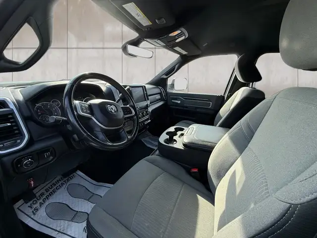 2022 Ram 3500 Big Horn 4x4 Crew Cab 8' Box - Photo 8