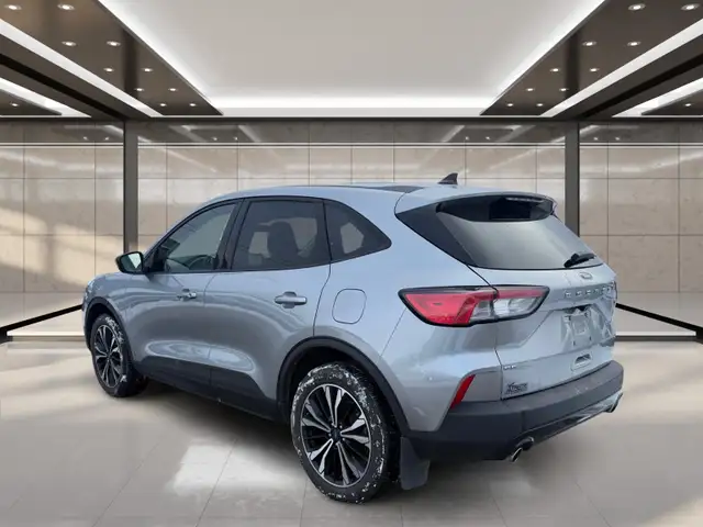 2021 Ford Escape SE AWD - Photo 3