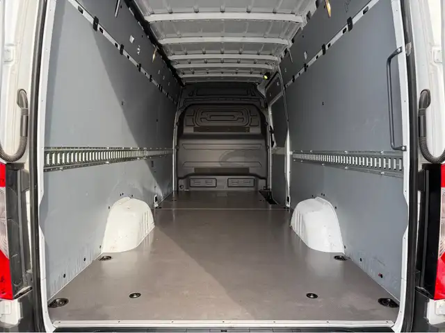 2025 Mercedes-Benz Sprinter 2500 High Roof I4 Diesel 170' - Photo 8
