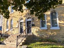 Two Bedroom Apt with parking & 1 month free rent