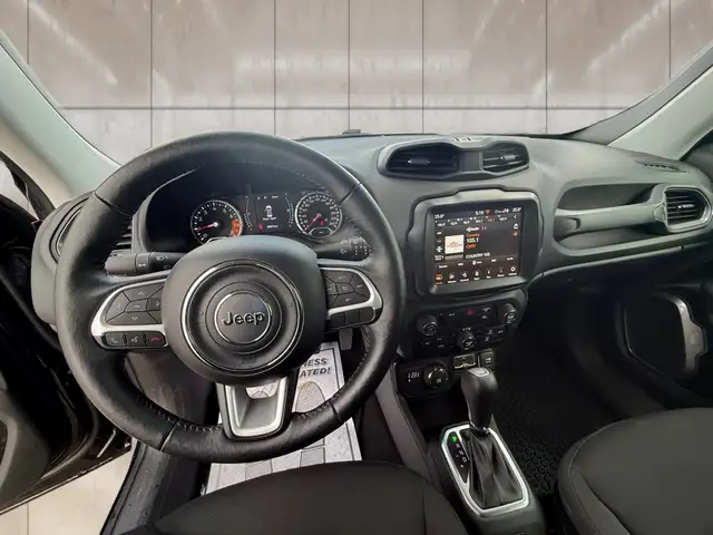 2023 Jeep Renegade North 4x4 - Photo 7