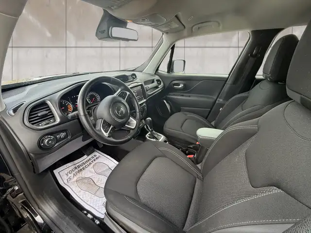 2023 Jeep Renegade North 4x4 - Photo 8