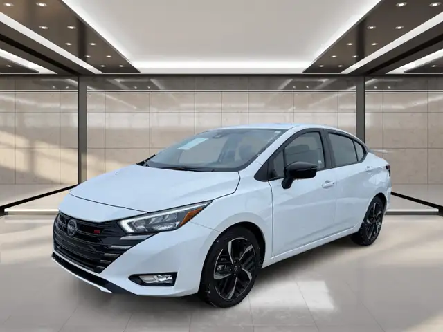 2024 Nissan Versa SR CVT