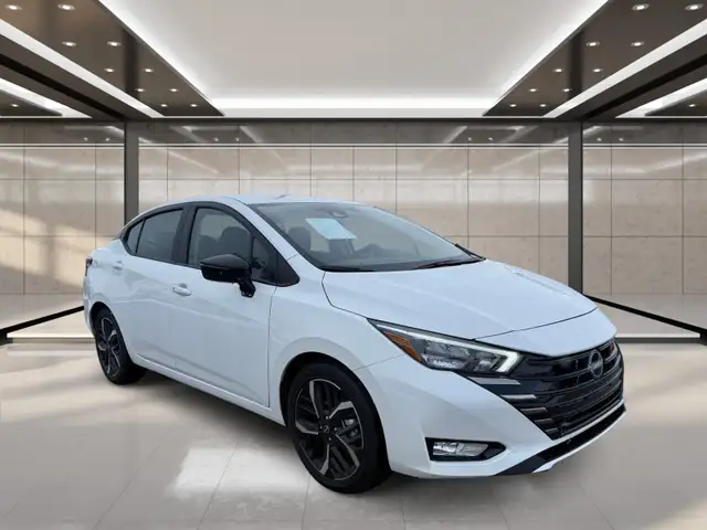 2024 Nissan Versa SR CVT - Photo 2