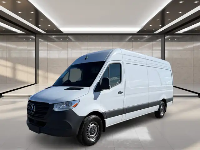 2025 Mercedes-Benz Sprinter 2500 High Roof I4 Diesel 170'