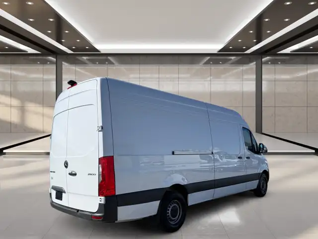 2025 Mercedes-Benz Sprinter 2500 High Roof I4 Diesel 170' - Photo 4