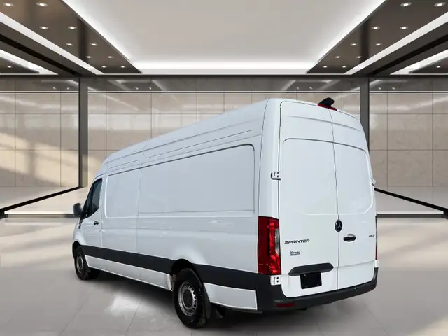 2025 Mercedes-Benz Sprinter 2500 High Roof I4 Diesel 170' - Photo 5