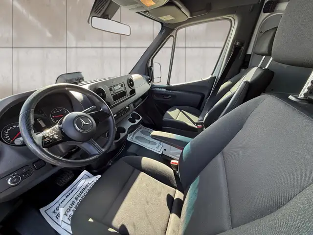 2025 Mercedes-Benz Sprinter 2500 High Roof I4 Diesel 170' - Photo 7