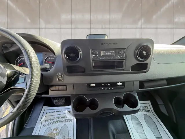 2025 Mercedes-Benz Sprinter 2500 High Roof I4 Diesel 170' - Photo 10