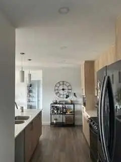 5 1/2 Internet Inclus - mai/juin/juillet - 1er mois gratuit - Photo 6