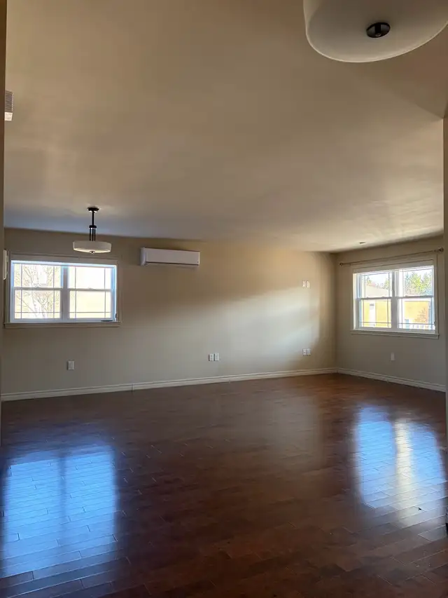 duplex for rent - Photo 4