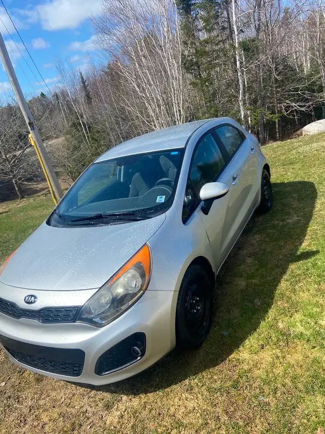 2013 Kia rio - Photo 2