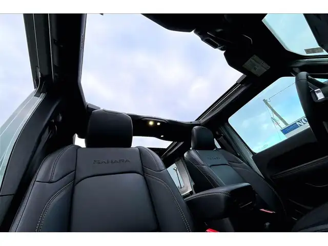 2024 Jeep Wrangler Sahara | Skytop | Leather | Alpine | Tow Pkg - Photo 17