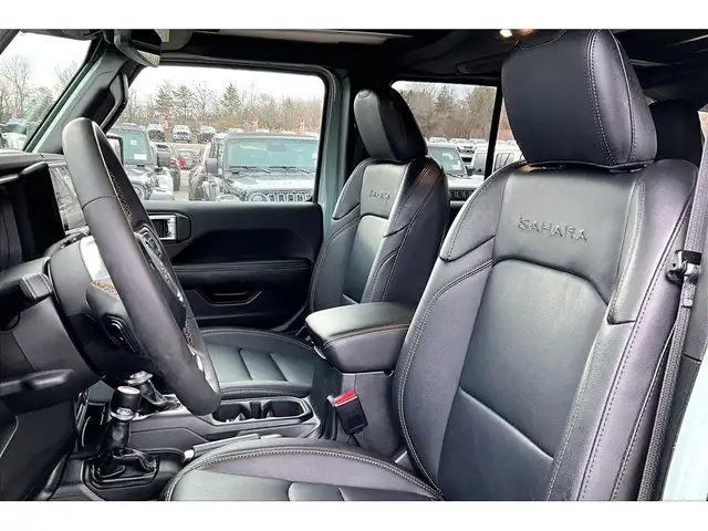 2024 Jeep Wrangler Sahara | Skytop | Leather | Alpine | Tow Pkg - Photo 25