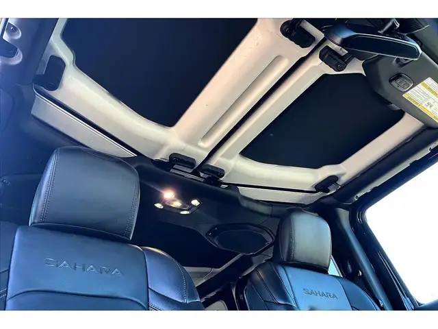2023 Jeep Wrangler 4xe Sahara PHEV | Leather | Adv Safety | Alpi - Photo 17