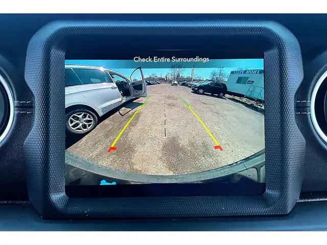 2023 Jeep Wrangler 4xe Sahara PHEV | Leather | Adv Safety | Alpi - Photo 21