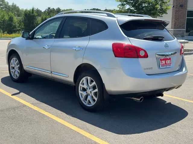 2013 Nissan Rogue SV - Photo 5
