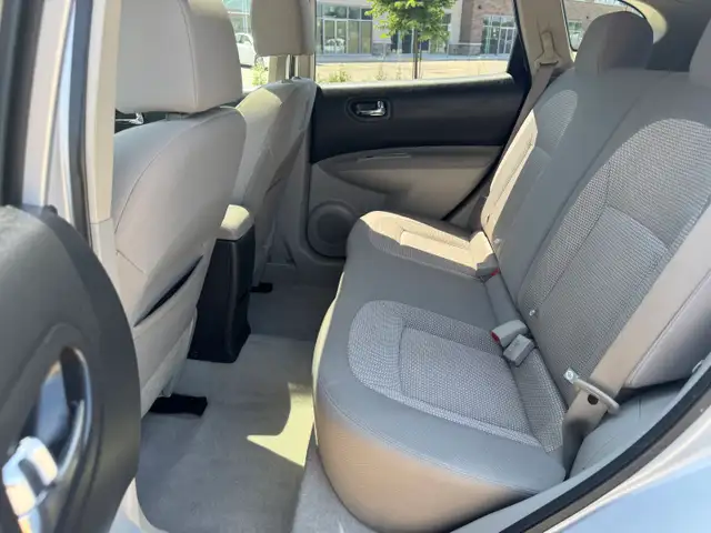 2013 Nissan Rogue SV - Photo 12