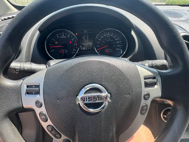 2013 Nissan Rogue SV - Photo 17