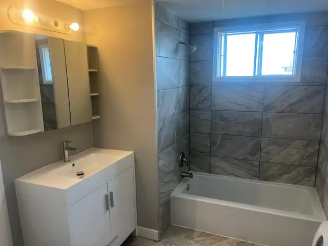 BROSSARD GRAND 5 1/2 À LOUER - Photo 3