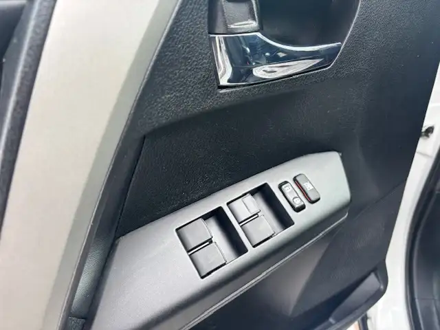 2017 Toyota RAV4 XLE AWD ONE OWNER- NO ACCIDENTS-WARRANTY INCL - Photo 15