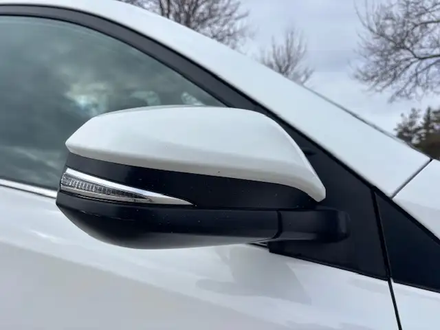 2017 Toyota RAV4 XLE AWD ONE OWNER- NO ACCIDENTS-WARRANTY INCL - Photo 22