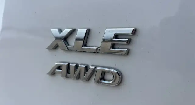 2017 Toyota RAV4 XLE AWD ONE OWNER- NO ACCIDENTS-WARRANTY INCL - Photo 23