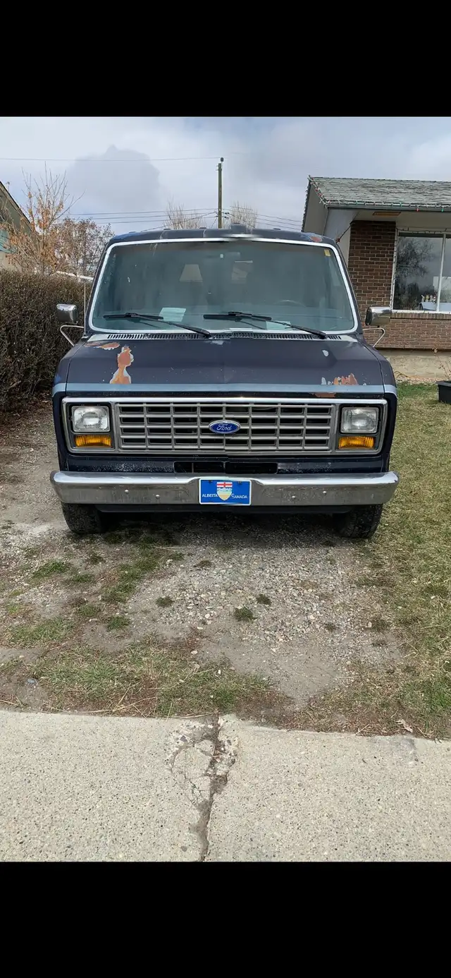 1989 Ford Econoline Cruiser