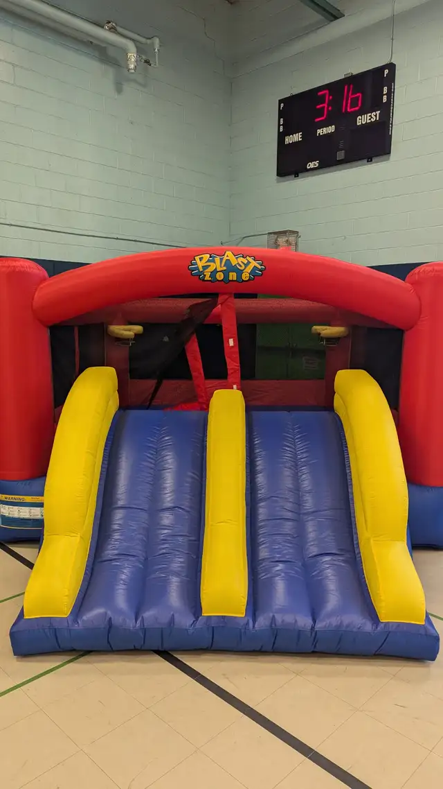 Massive Bouncy Castle Rentals – Let the Fun Begin! ✨ - Photo 7