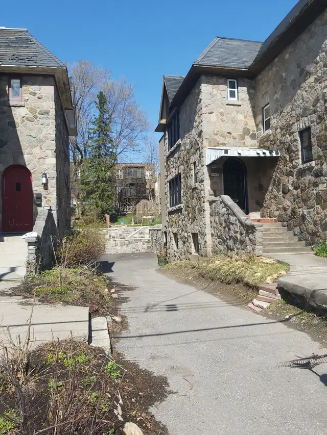 Grand 6 1/2 close to metro Snowdon, 2500$ - Photo 2