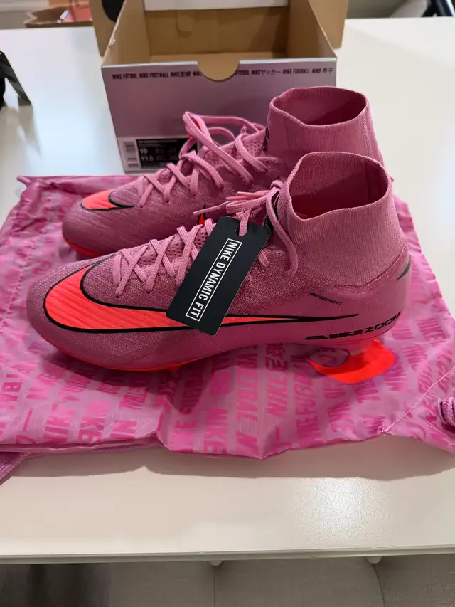 Nike Zoom Elite Soccer Cleats Size 10