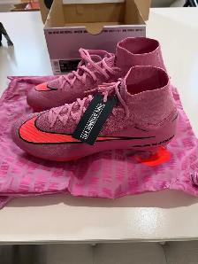 Nike Zoom Elite Soccer Cleats Size 10