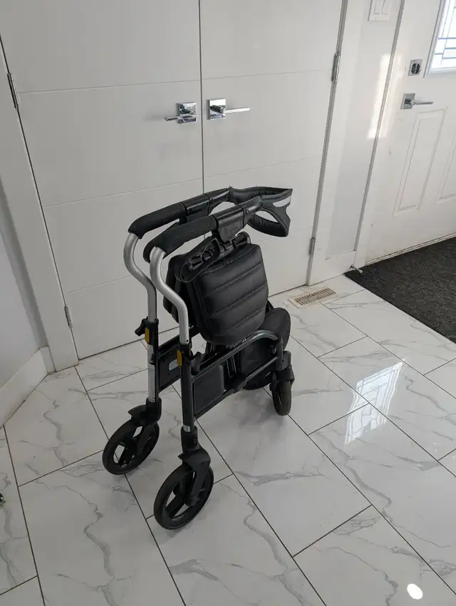 Evolution Trillium Regular Walker - Photo 5