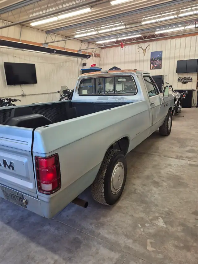 1984 dodge ram 150 - Photo 3