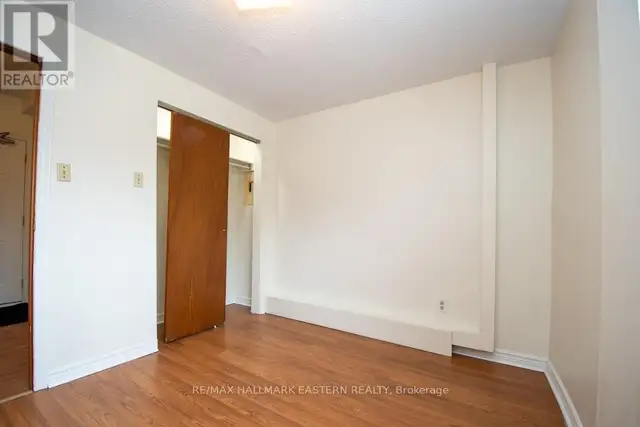 2 Bedroom Garden Apartment in a Historic Setting - Photo 7