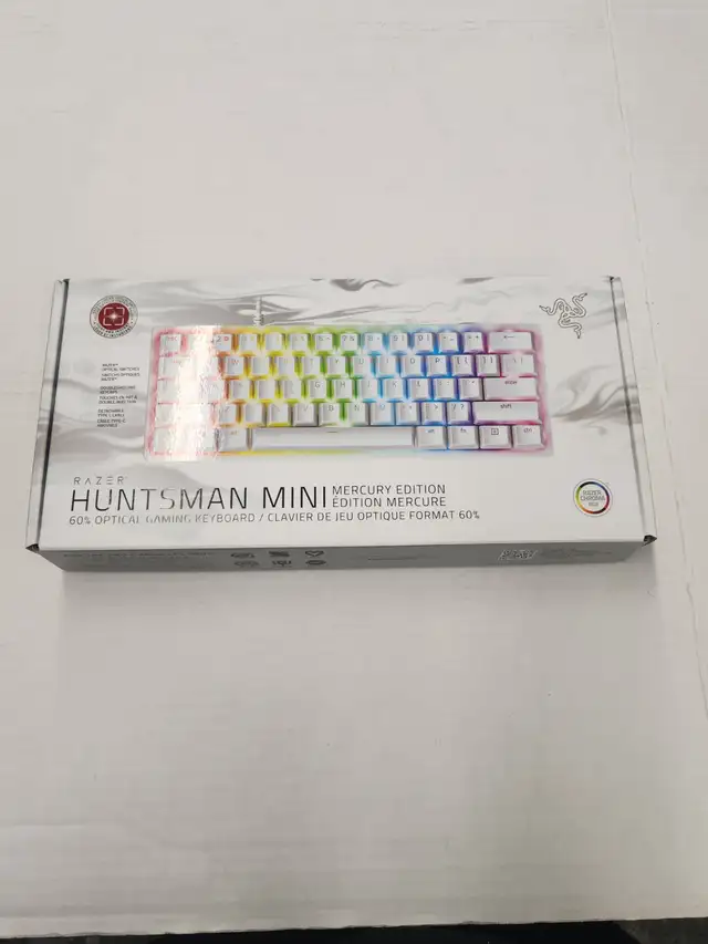 Razer Huntsman Mini gaming keyboard with box and wire - Photo 2