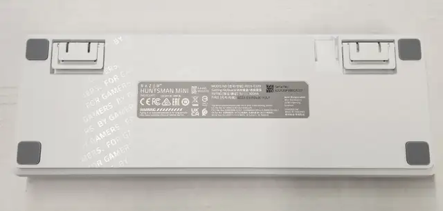 Razer Huntsman Mini gaming keyboard with box and wire - Photo 3