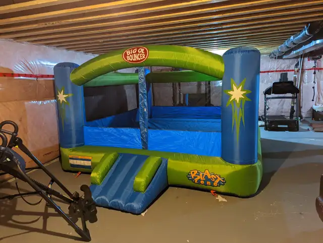 RENT: Giant Bouncy Castle for BIRTHDAY/PARTIES/EVENTS - Photo 3