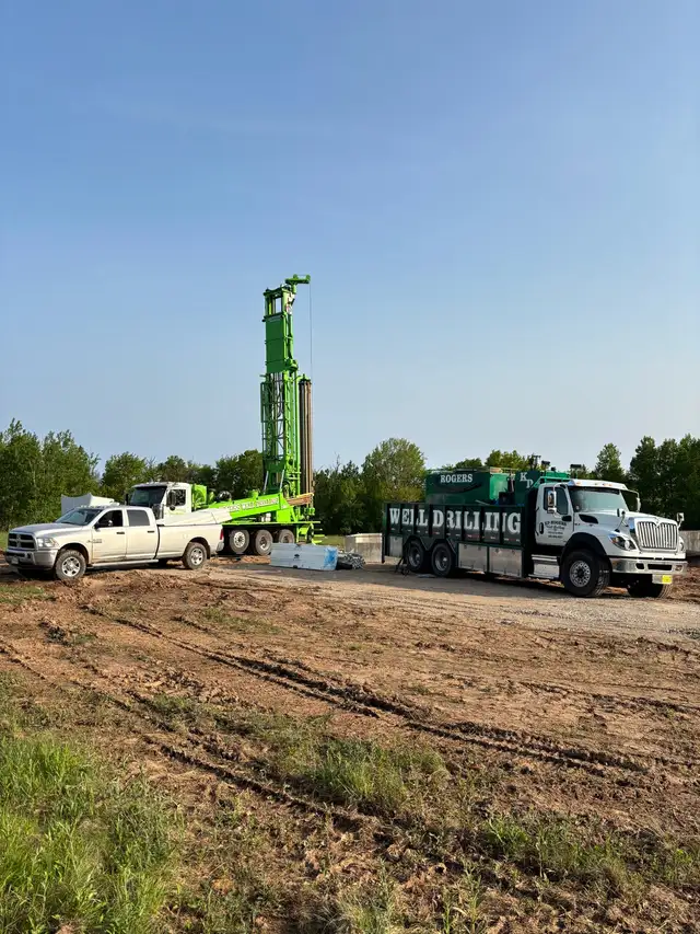 Well Drilling Assistant - Photo 2