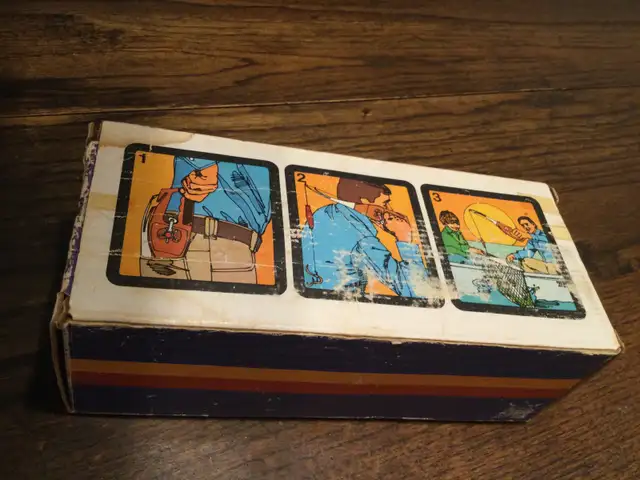 Vintage 1972 Pocket Fisherman - Photo 2