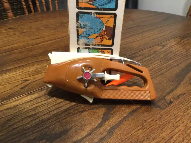 Vintage 1972 Pocket Fisherman - Photo 6