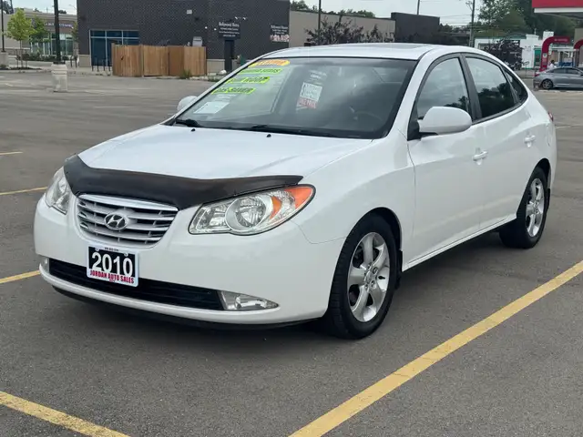 2010 Hyundai Elantra Limited - Photo 3