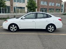 2010 Hyundai Elantra Limited - Photo 4