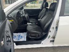 2010 Hyundai Elantra Limited - Photo 10